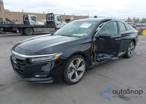 2018 Honda Accord Touring from USA, damaged, VIN 1HGCV1F90JA032874